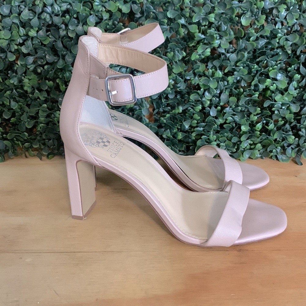 Vince Camuto Leather Buckle Strap Block Heels | 10M | Nude - Picture 2 of 12